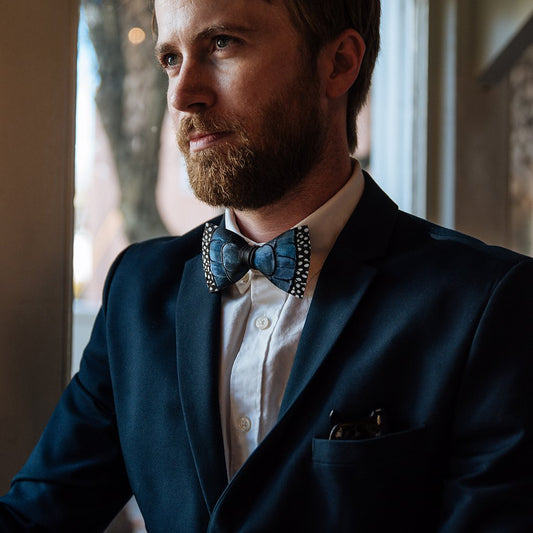 AOMISHOES™ GREEN POND FEATHER BOW TIES T1022